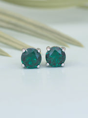 1.25 Carat Green Emerald Daily Wear Solitaire Studs In Sterling Silver