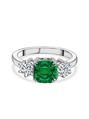 Meghan Markle Design Ring In Emerald