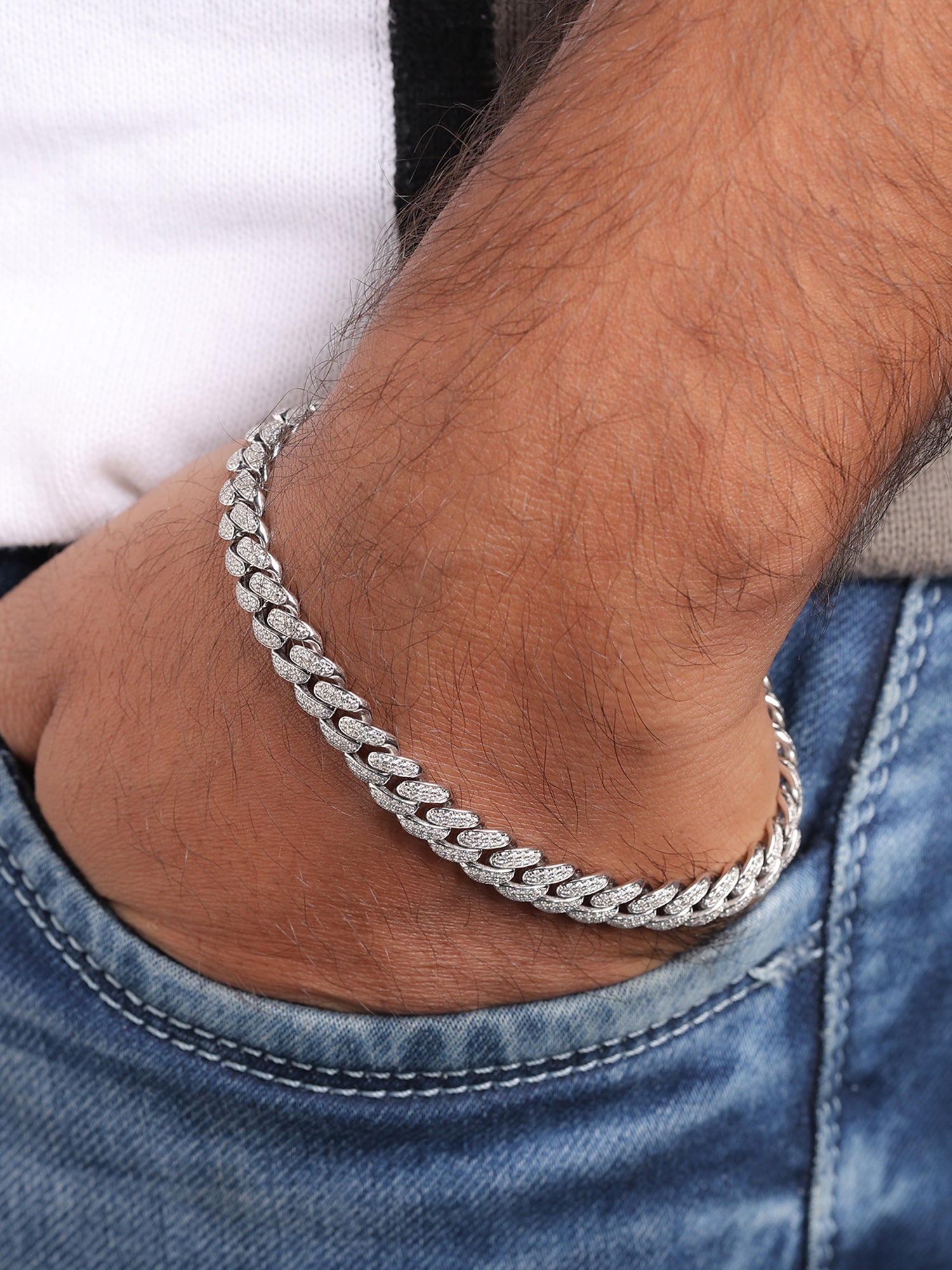 Ornate Timeless Cuban Chain Bracelet