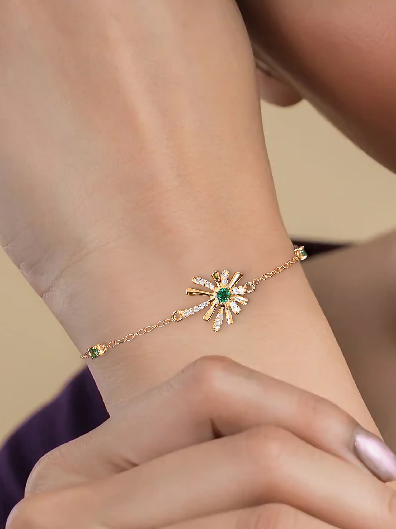 Sparkle Emerald Bracelet For Women