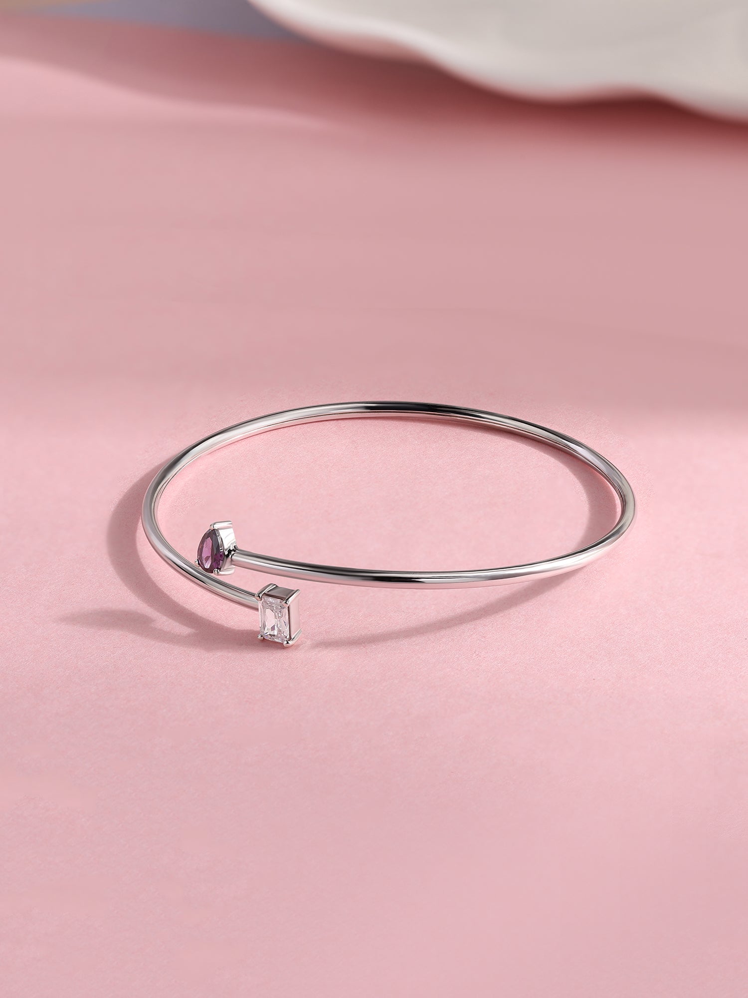 Toi Et Moi Pear Amethyst Bangle