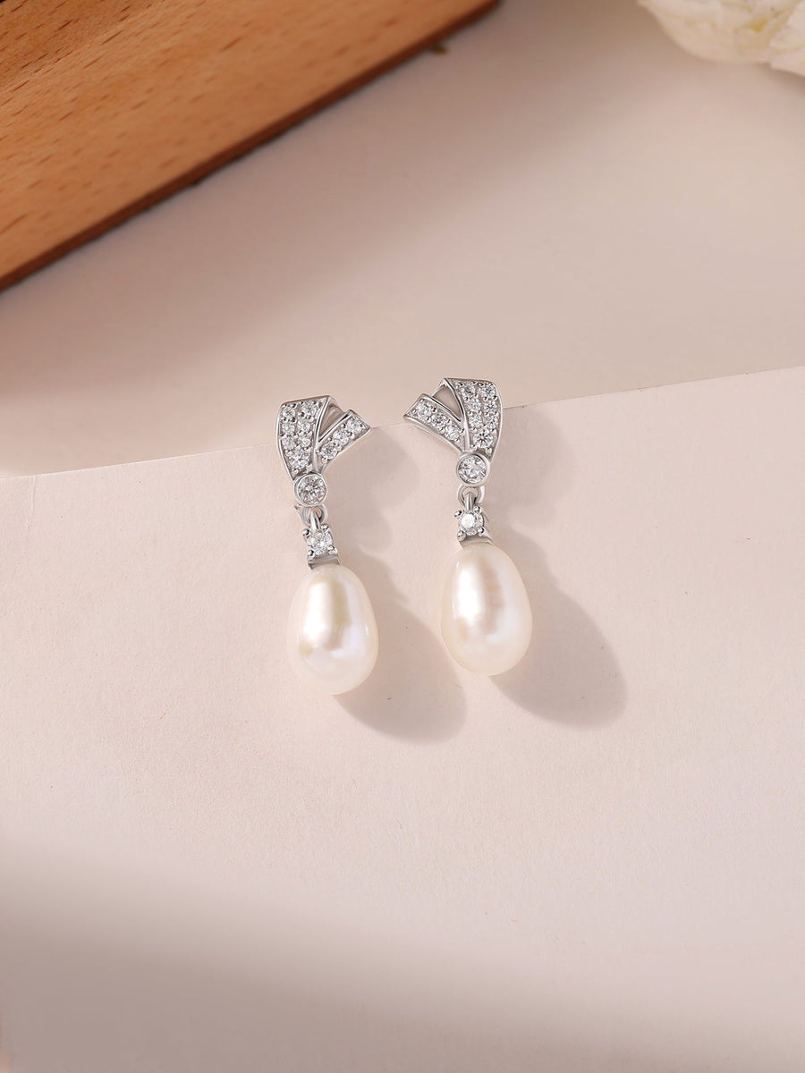 Royalty Pearl Earrings