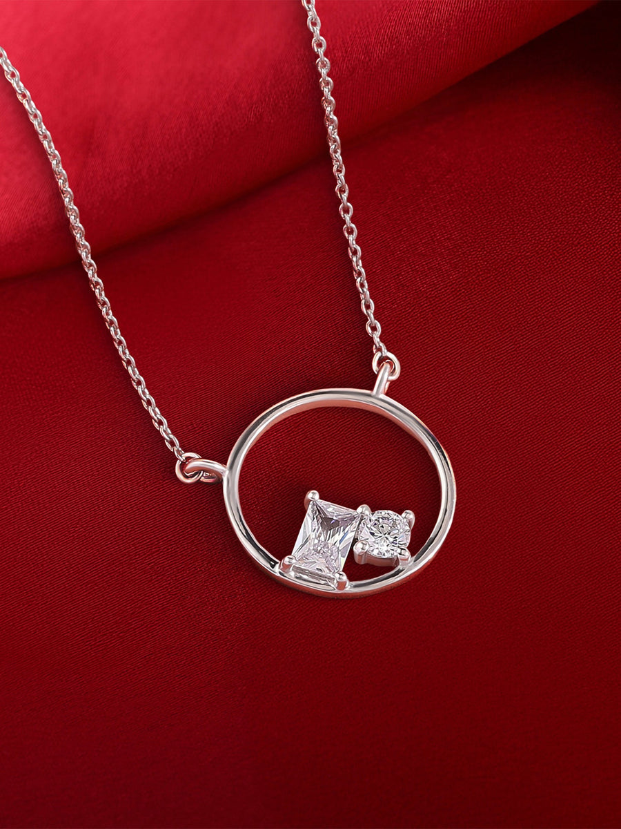 Toi Et Moi Circle Necklace