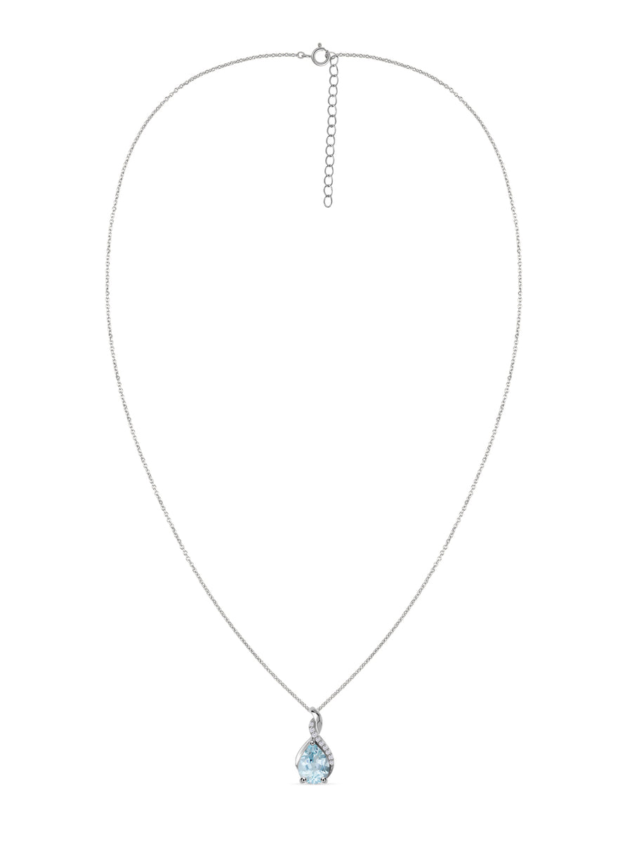Sparkling Aquamarine Pendant With Chain