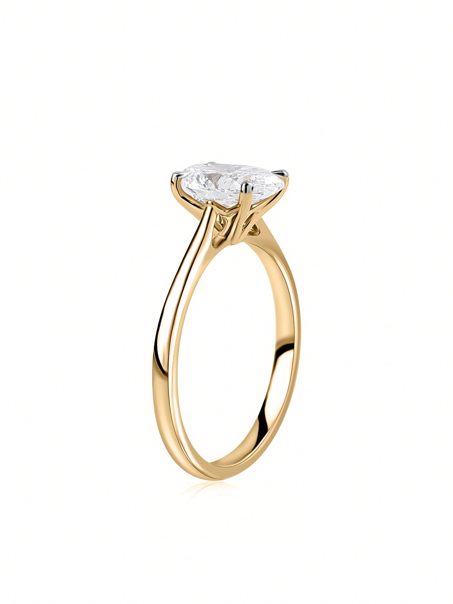 Luxury 1.5 Carat Lab Grown Diamond Soiltaire Ring