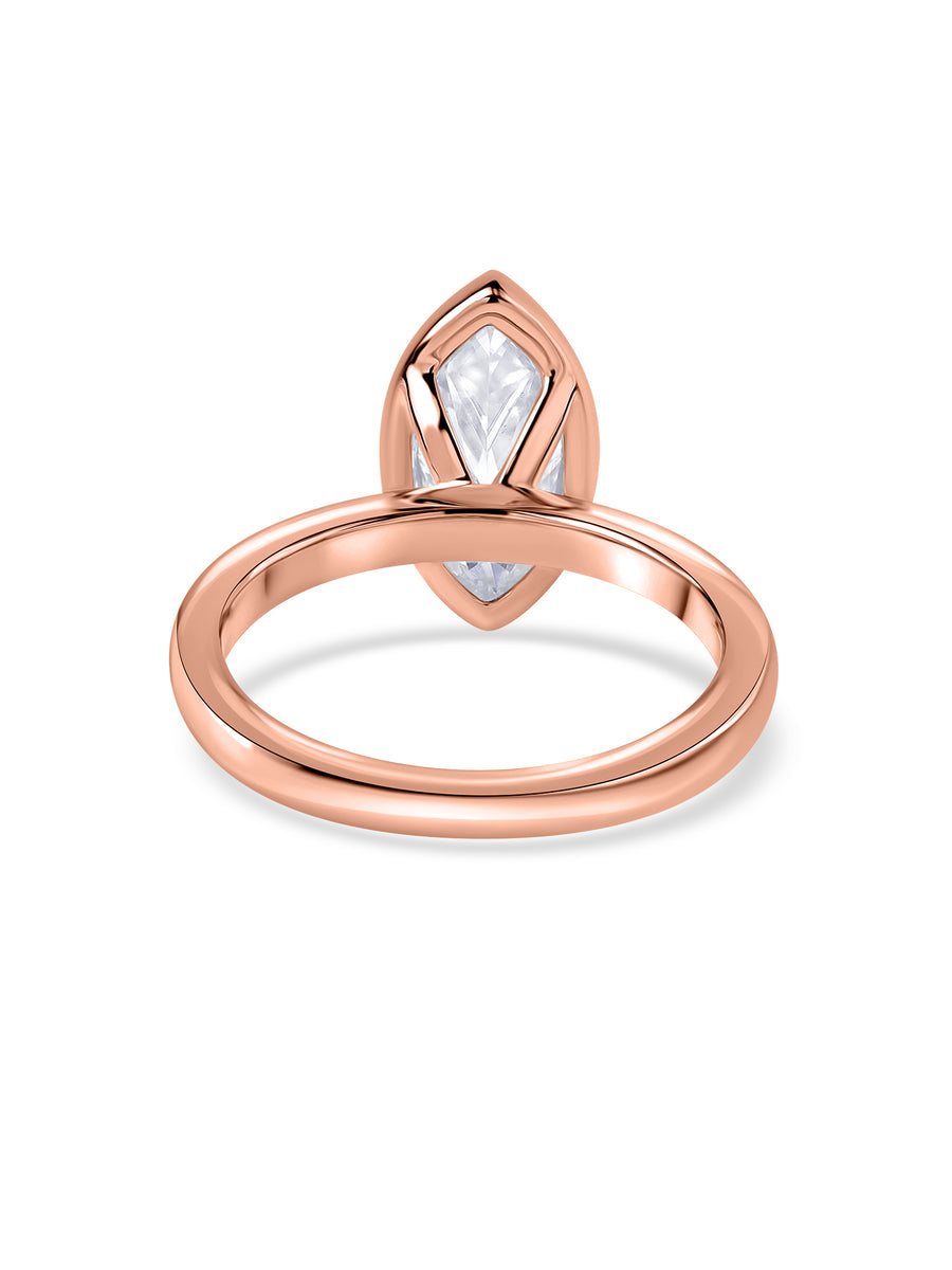 Ethereal Pear Lab Diamond Gold Ring