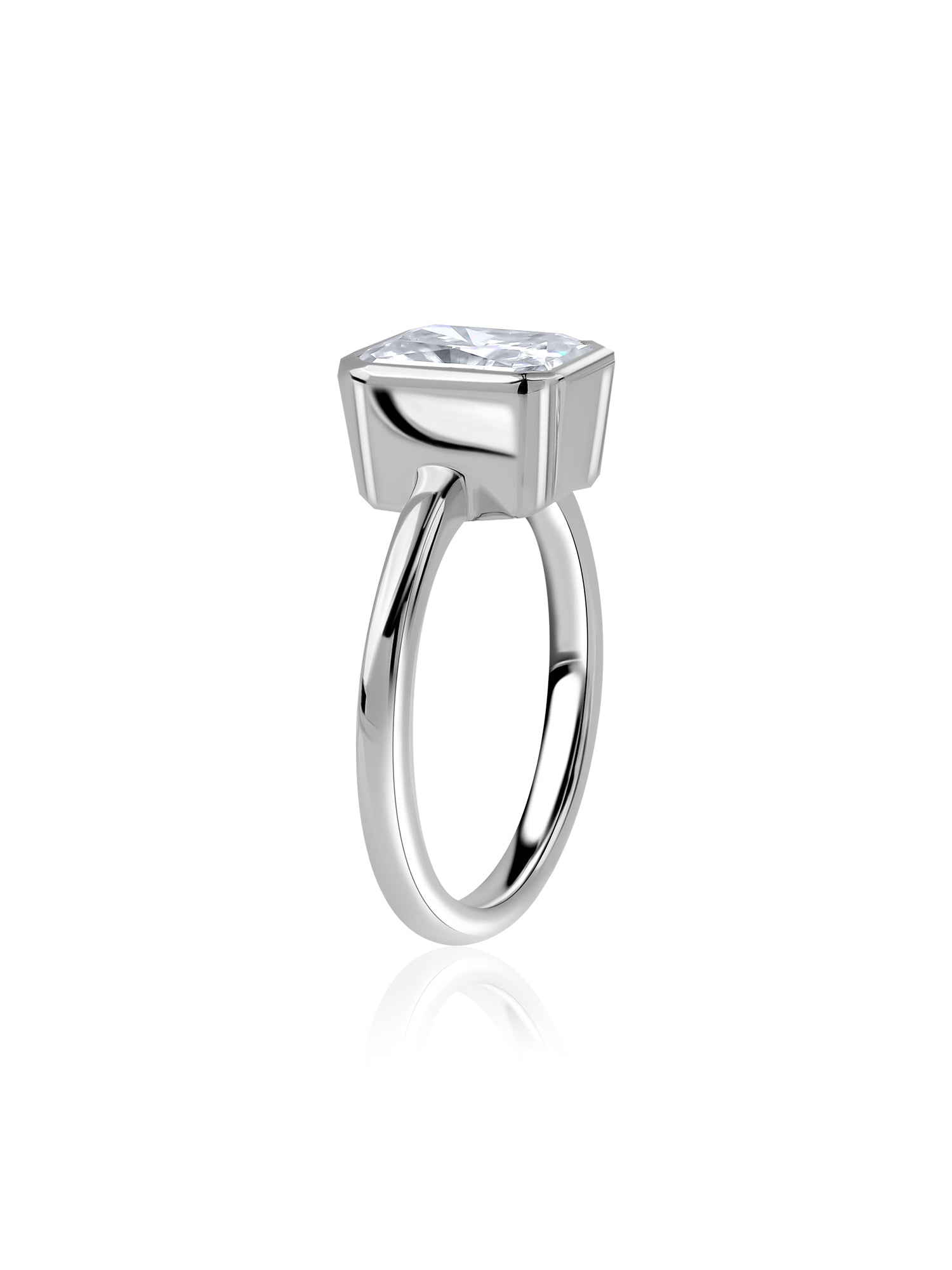 Timeless Grace Emerald-Cut Lab Grown Diamond Gold Ring