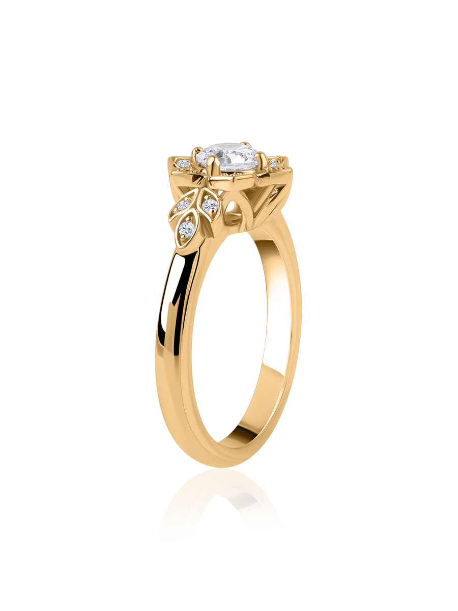 Fleur Lab Diamond Cluster Ring