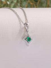 Glamourous Green Emerald Pendant-2