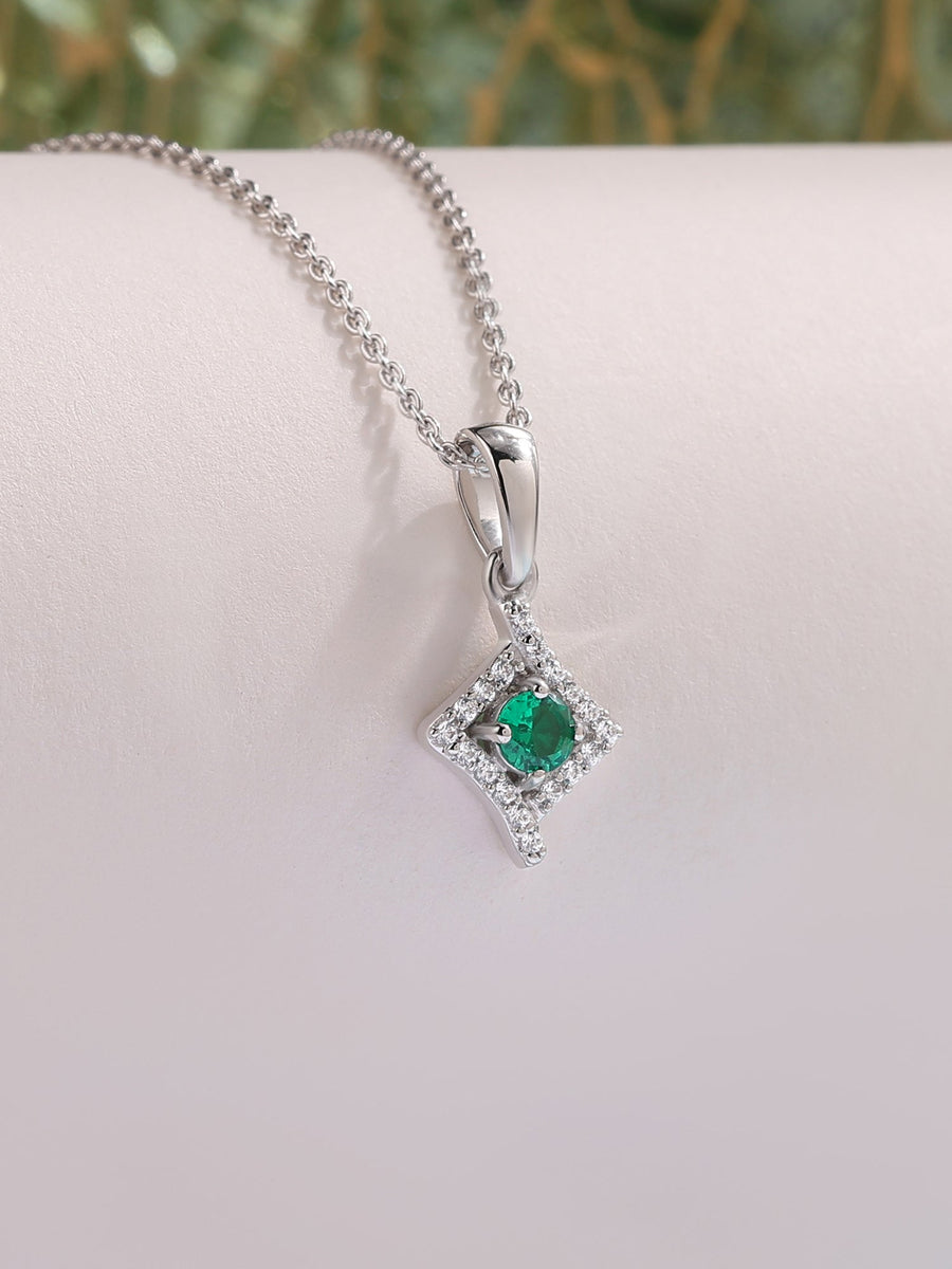 Glamourous Green Emerald Pendant-2