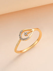 Sparkling lab grown diamond ring with 14k Gold