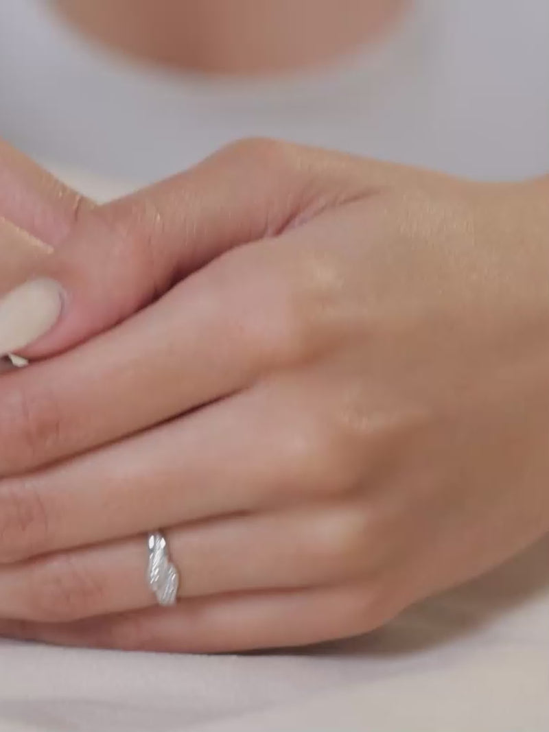 In Love Simple Band Ring For Women-5